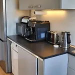 Lavish Stay In The Heart Of Duesseldorf City Center