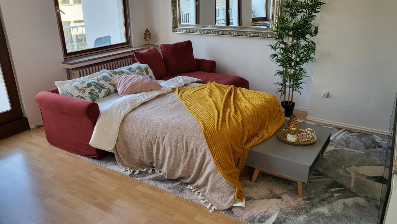 Apartment Lavish In The Heart Of Center Düsseldorf