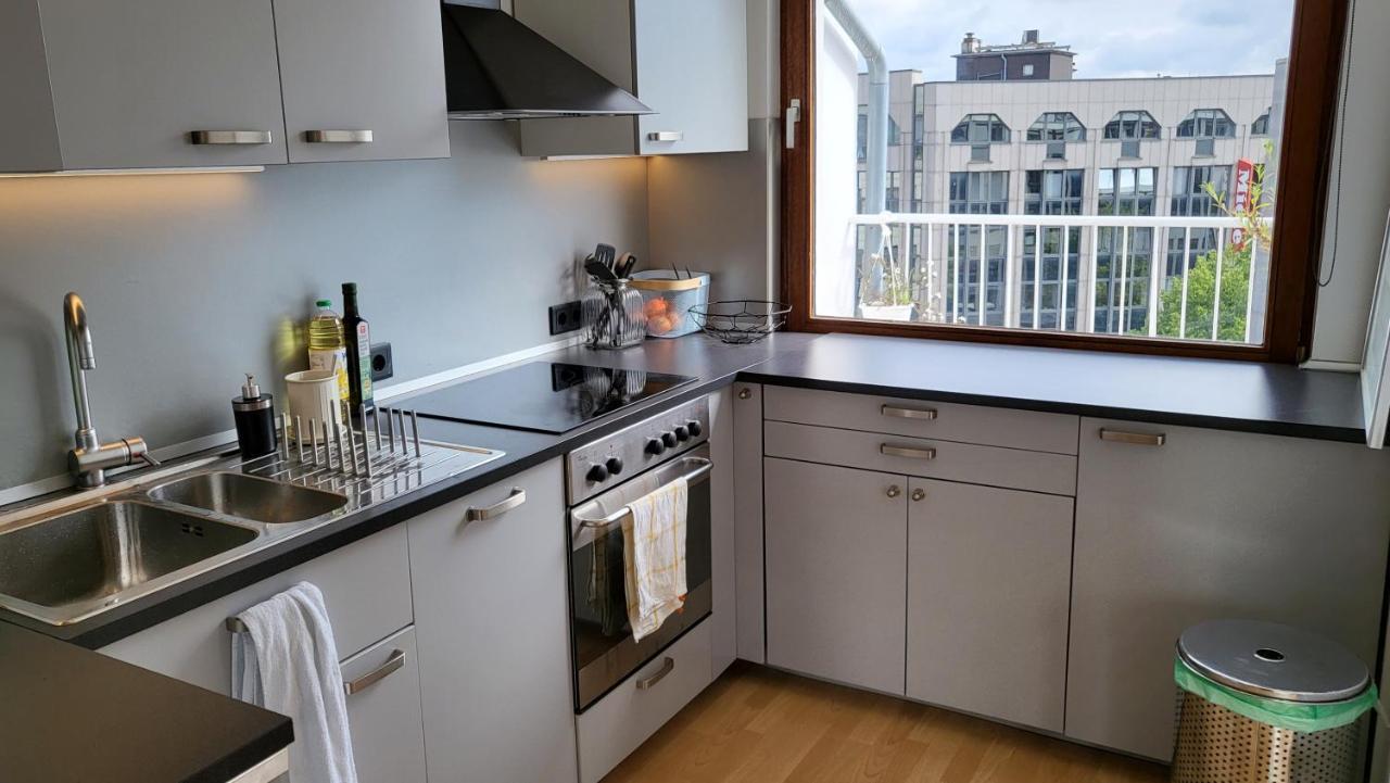 Lavish In The Heart Of Center * Düsseldorf