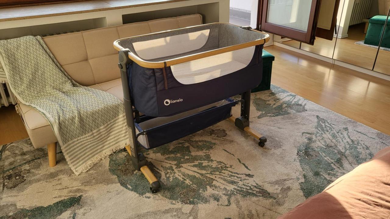 Lavish In The Heart Of Center