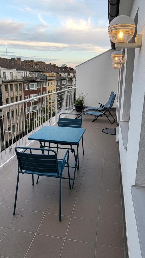 Lavish In The Heart Of Center Düsseldorf